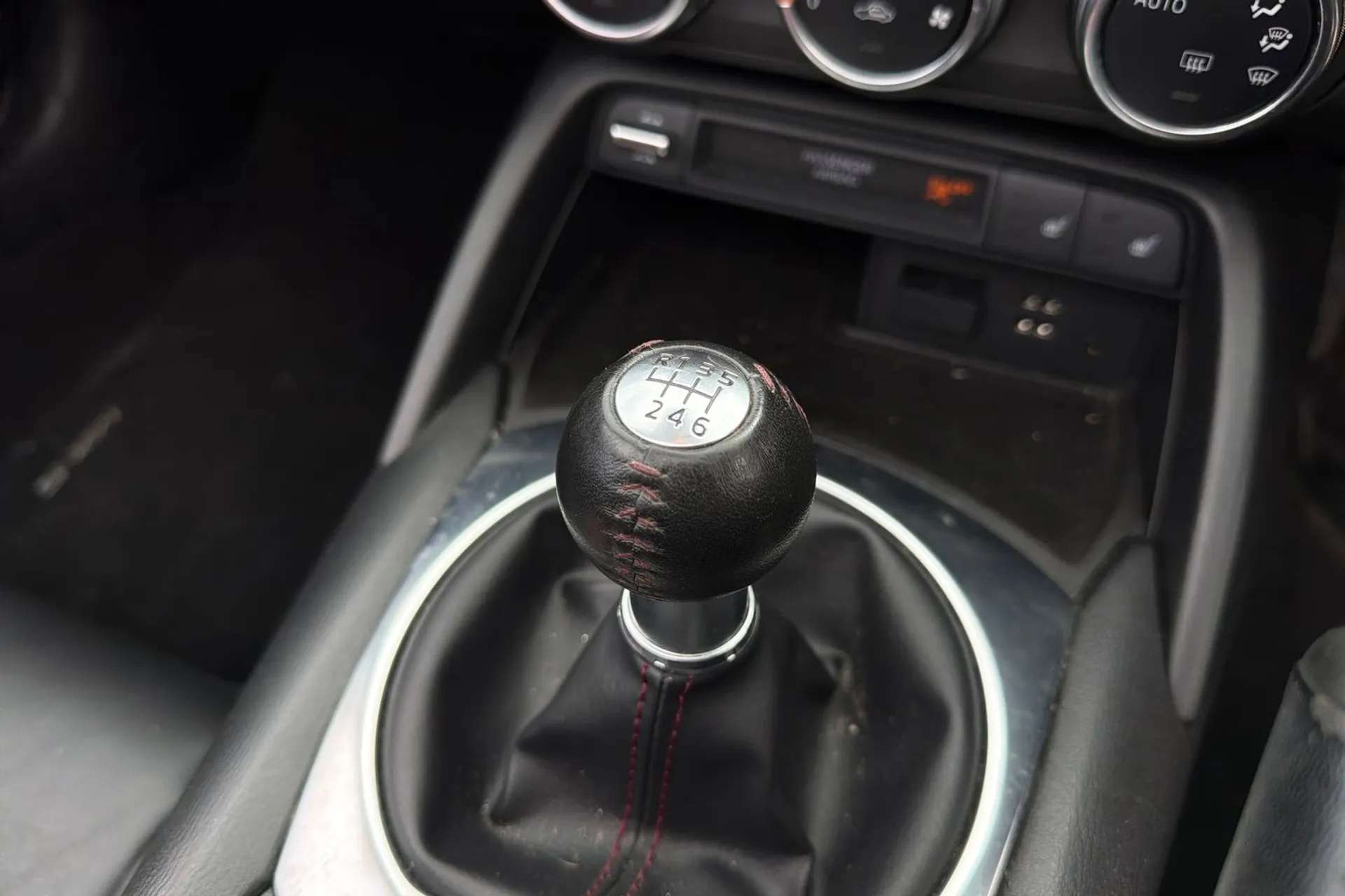 2017 MAZDA MX-5 2017 MAZDA MX-5