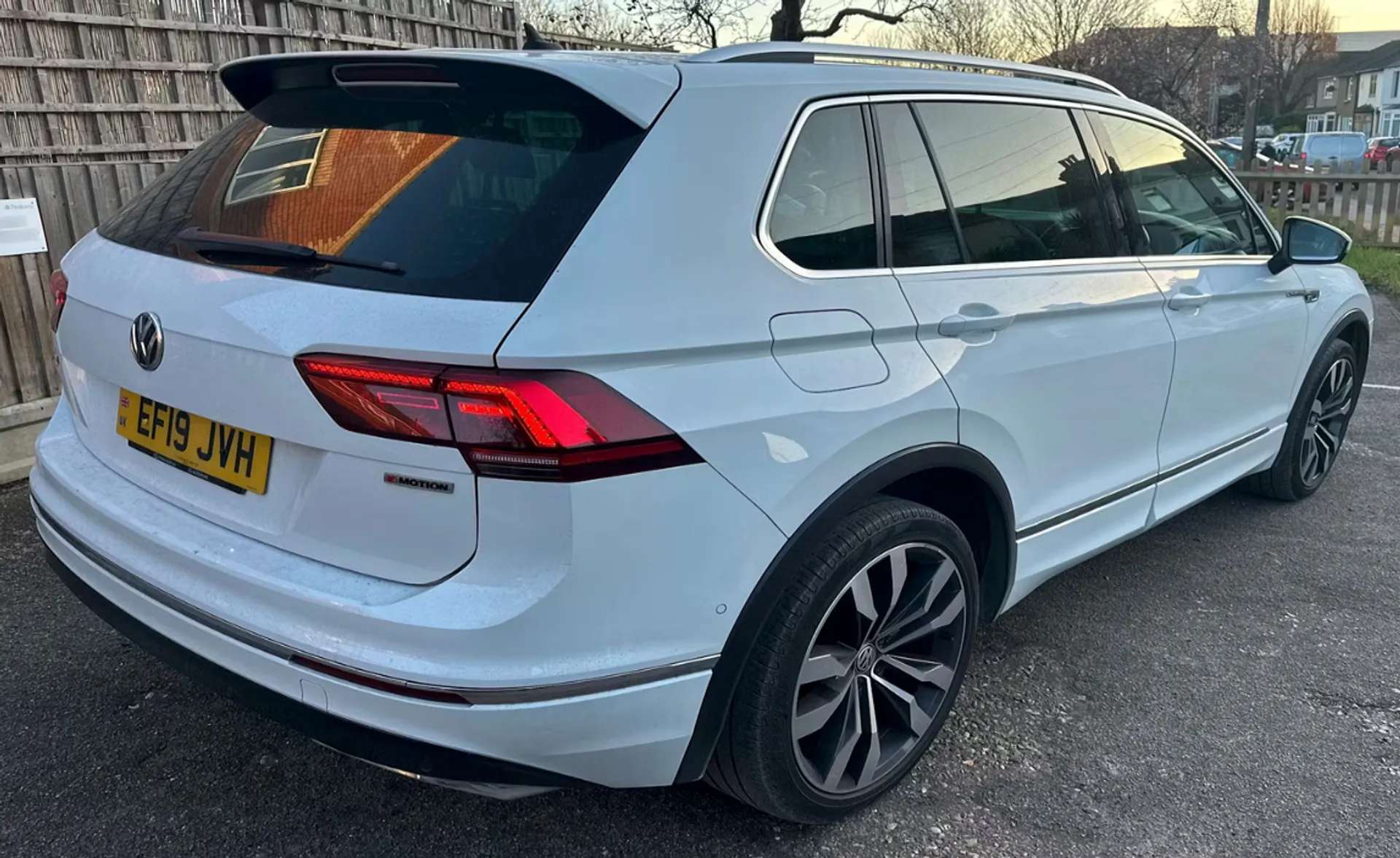 2019 VOLKSWAGEN TIGUAN 2019 VOLKSWAGEN TIGUAN