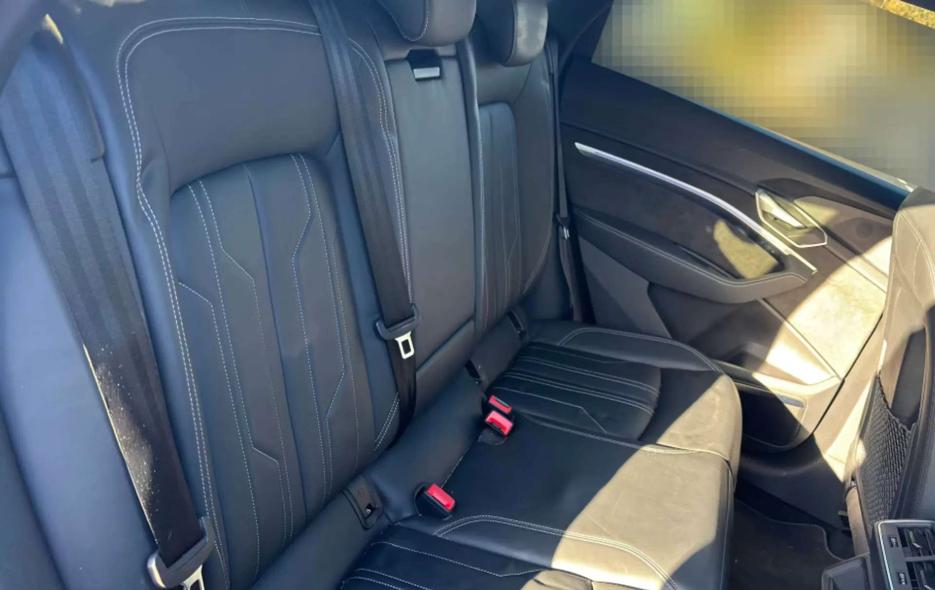 2021 AUDI E-TRON 2021 AUDI E-TRON