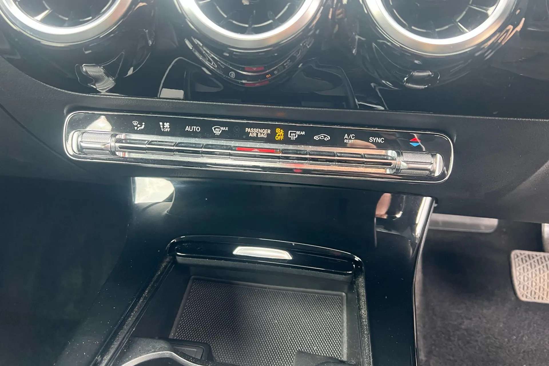 2019 MERCEDES-BENZ A CLASS 2019 MERCEDES-BENZ A CLASS