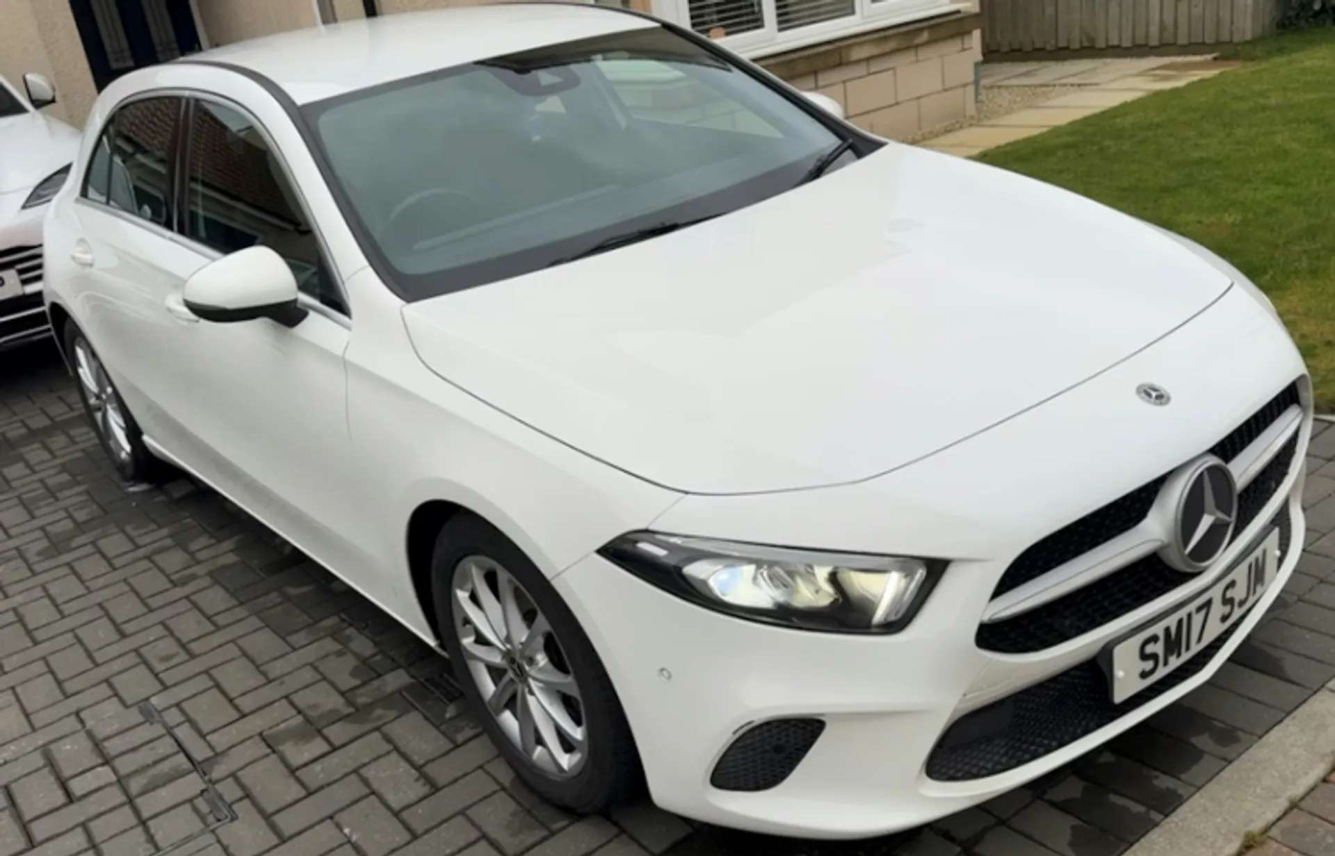 A 2019 MERCEDES-BENZ A CLASS A180d Sport Executive 5dr Auto [ 180 degree rear view camera with parking guidelines, Active park assist with parktronic system, Mirror Package, Seat A 2019 MERCEDES-BENZ A CLASS A180d Sport Executive 5dr Auto [ 180 degree rear view camera with parking guidelines, Active park assist with parktronic system, Mirror Package, Seat