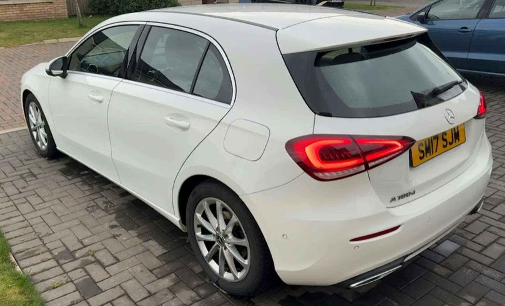 A 2019 MERCEDES-BENZ A CLASS A180d Sport Executive 5dr Auto [ 180 degree rear view camera with parking guidelines, Active park assist with parktronic system, Mirror Package, Seat A 2019 MERCEDES-BENZ A CLASS A180d Sport Executive 5dr Auto [ 180 degree rear view camera with parking guidelines, Active park assist with parktronic system, Mirror Package, Seat