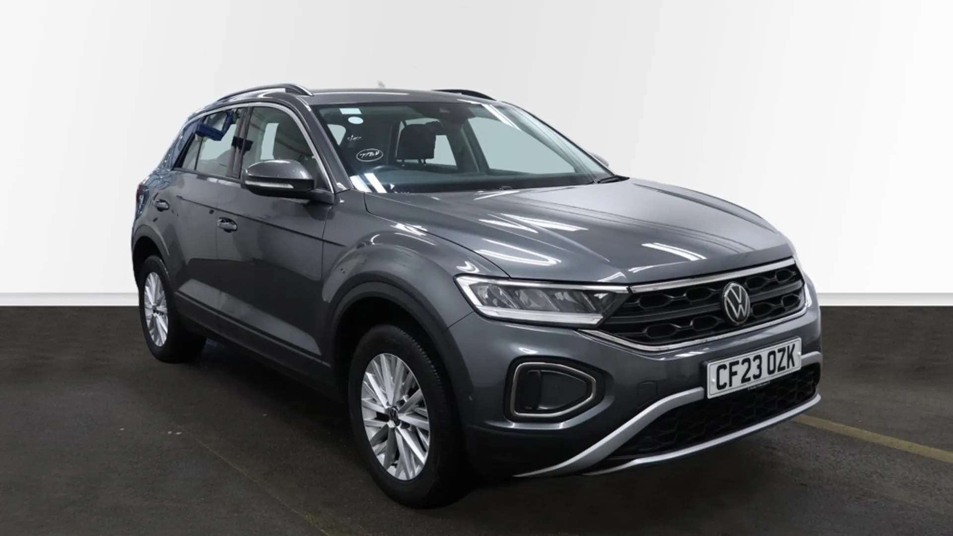 Check out this Volkswagen T-roc 2023 Petrol Manual