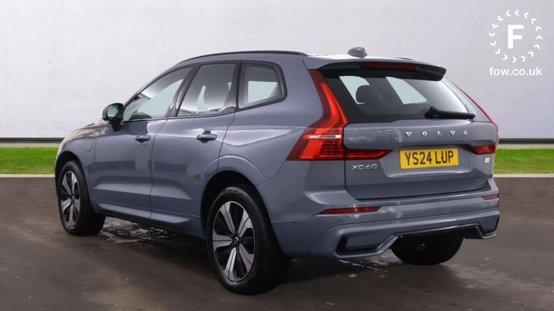 2024 VOLVO XC60 2024 VOLVO XC60