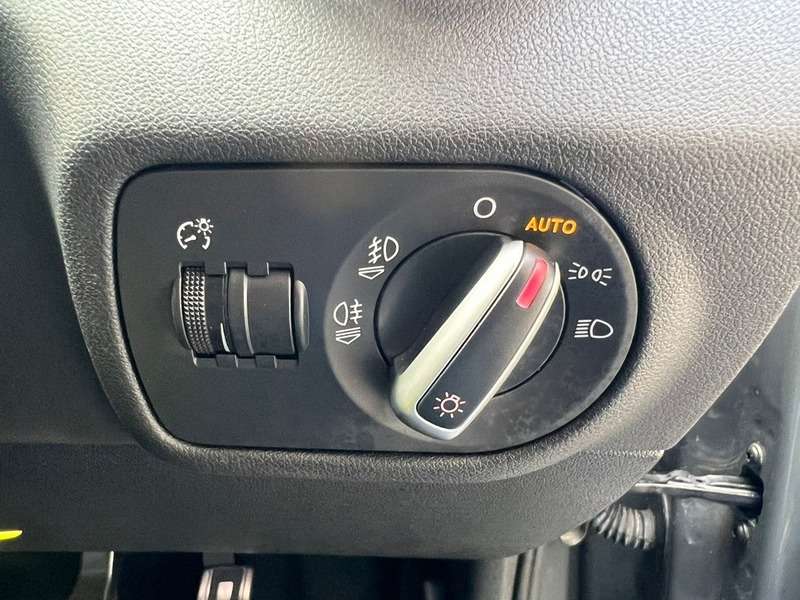 2016 AUDI A1 2016 AUDI A1