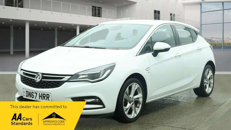 A 2017 VAUXHALL ASTRA SRI NAV A 2017 VAUXHALL ASTRA SRI NAV