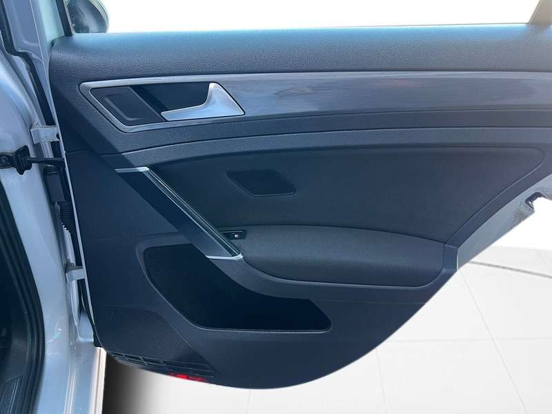 2018 VOLKSWAGEN GOLF 2018 VOLKSWAGEN GOLF