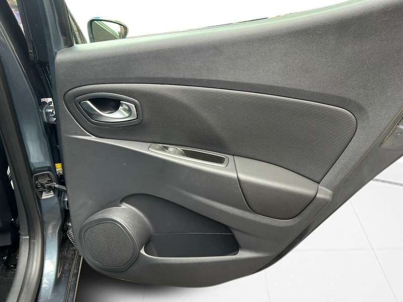 2018 RENAULT CLIO 2018 RENAULT CLIO