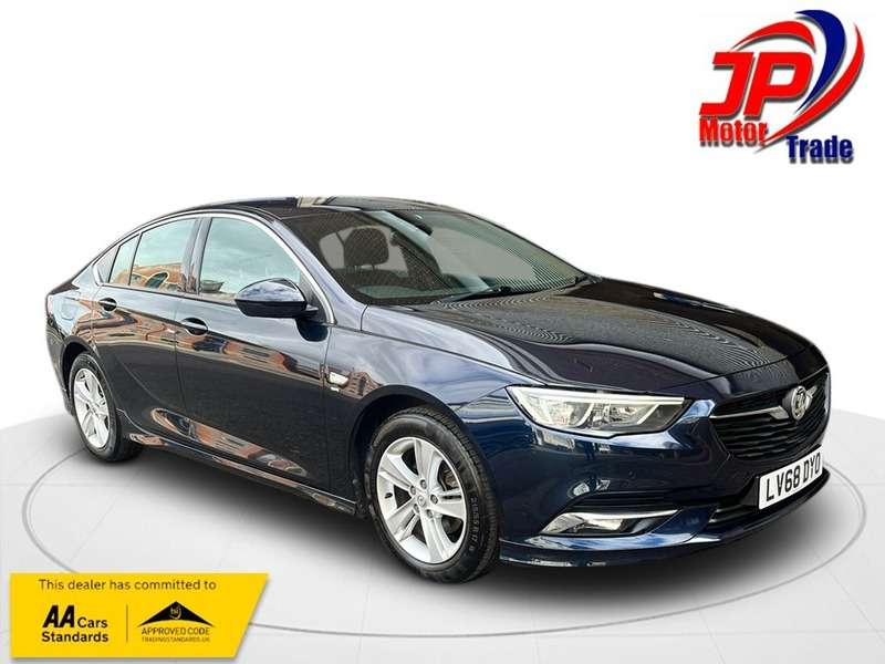 A 2018 VAUXHALL INSIGNIA GRAND SPORT SRI VX-LINE NAV A 2018 VAUXHALL INSIGNIA GRAND SPORT SRI VX-LINE NAV