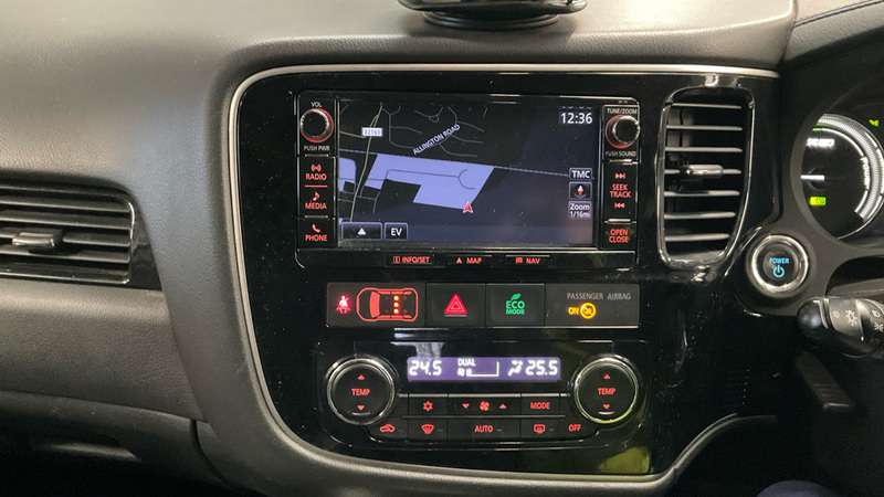 2016 MITSUBISHI OUTLANDER 2016 MITSUBISHI OUTLANDER