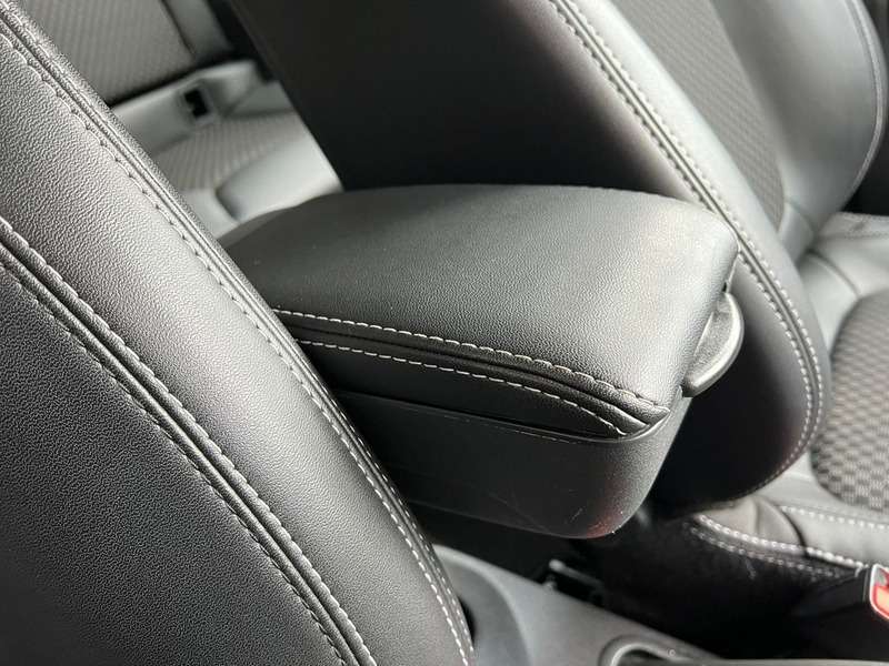 2018 RENAULT CLIO 2018 RENAULT CLIO