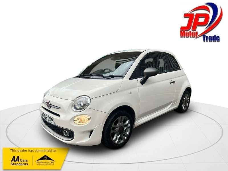 A 2016 FIAT 500 S A 2016 FIAT 500 S