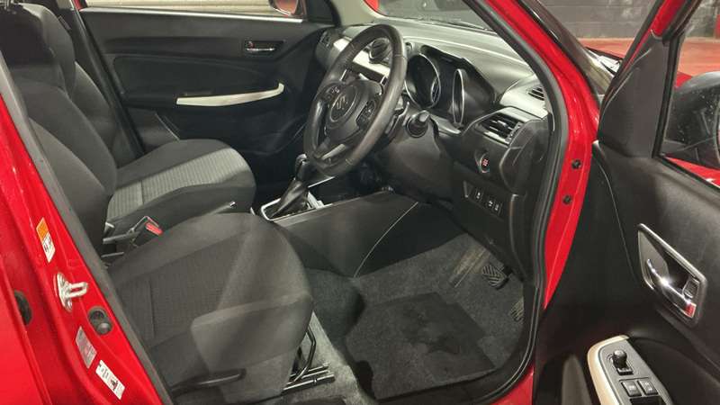 2018 SUZUKI SWIFT 2018 SUZUKI SWIFT