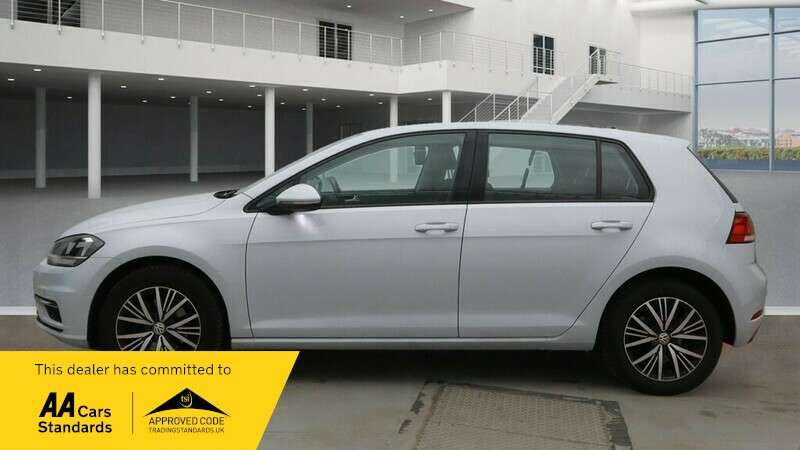 2018 VOLKSWAGEN GOLF 2018 VOLKSWAGEN GOLF