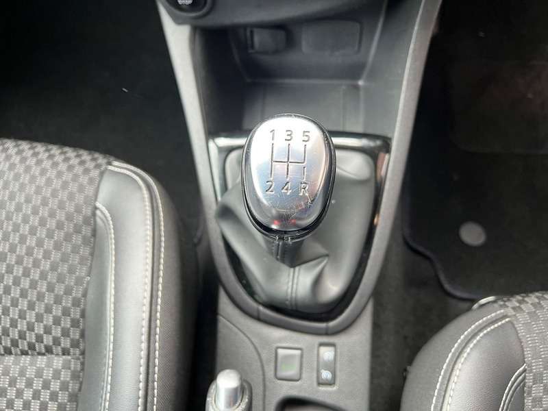 2018 RENAULT CLIO 2018 RENAULT CLIO