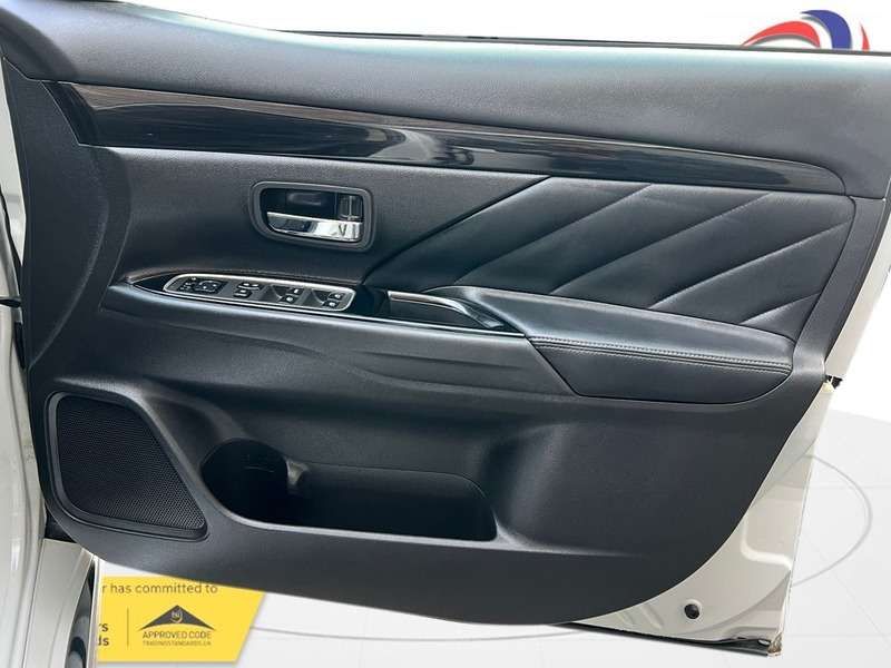 2015 MITSUBISHI OUTLANDER 2015 MITSUBISHI OUTLANDER