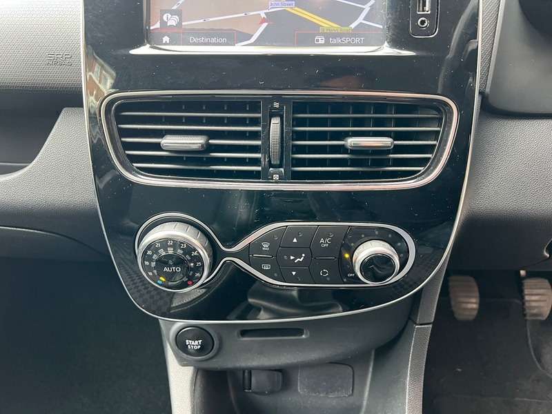 2018 RENAULT CLIO 2018 RENAULT CLIO