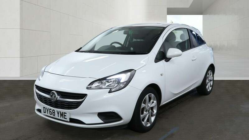 A 2018 VAUXHALL CORSA SPORT A 2018 VAUXHALL CORSA SPORT