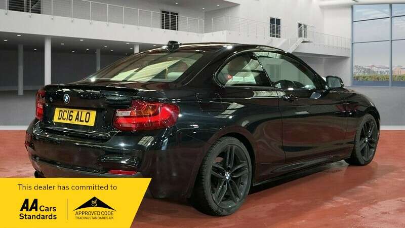 A 2016 BMW 2 SERIES 218i M SPORT A 2016 BMW 2 SERIES 218i M SPORT