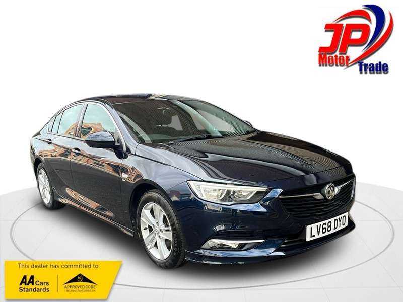 A 2018 VAUXHALL INSIGNIA GRAND SPORT SRI VX-LINE NAV A 2018 VAUXHALL INSIGNIA GRAND SPORT SRI VX-LINE NAV