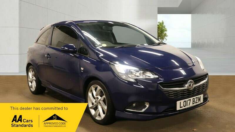 A 2017 VAUXHALL CORSA SRI VX-LINE A 2017 VAUXHALL CORSA SRI VX-LINE