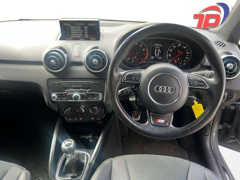 2016 AUDI A1 2016 AUDI A1