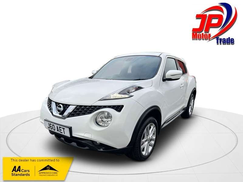 A 2016 NISSAN JUKE N-CONNECTA XTRONIC A 2016 NISSAN JUKE N-CONNECTA XTRONIC