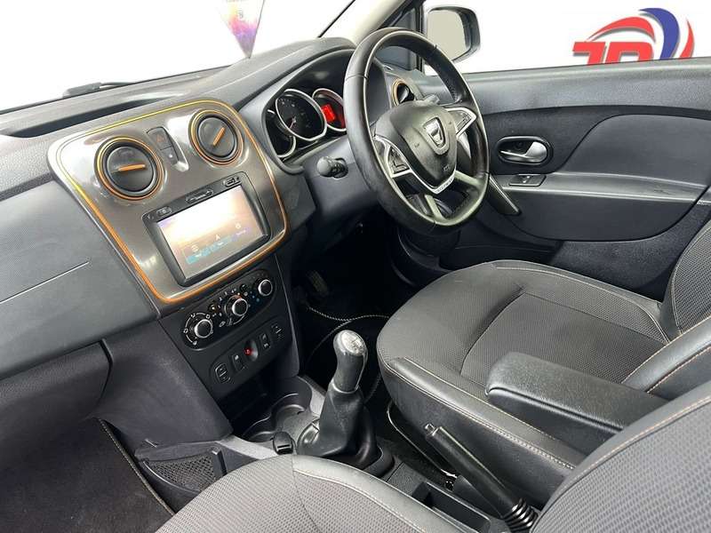 2017 DACIA SANDERO 2017 DACIA SANDERO