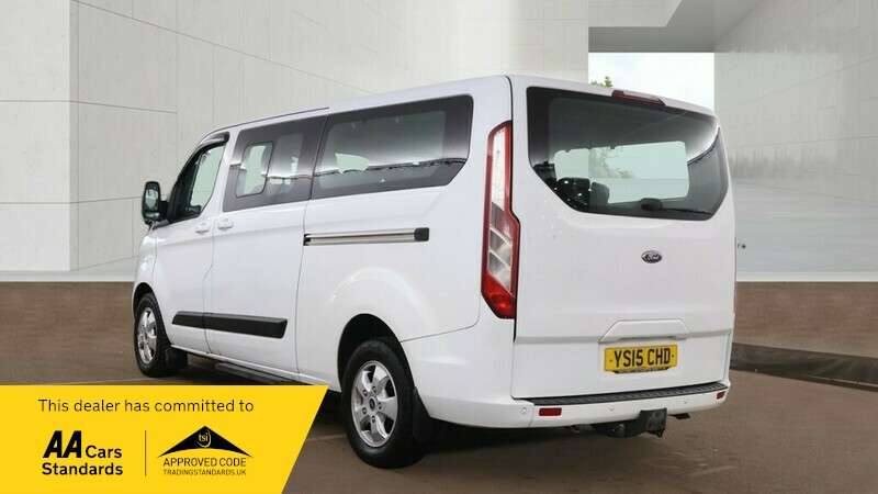A 2015 FORD TOURNEO CUSTOM 300 LIMITED TDCI A 2015 FORD TOURNEO CUSTOM 300 LIMITED TDCI