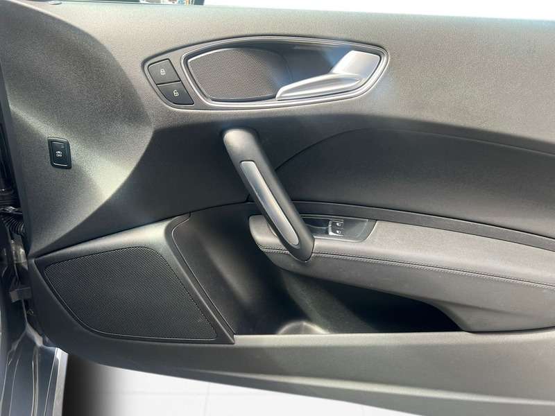 2016 AUDI A1 2016 AUDI A1