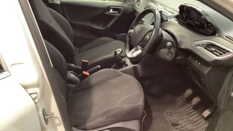 2019 PEUGEOT 208 2019 PEUGEOT 208