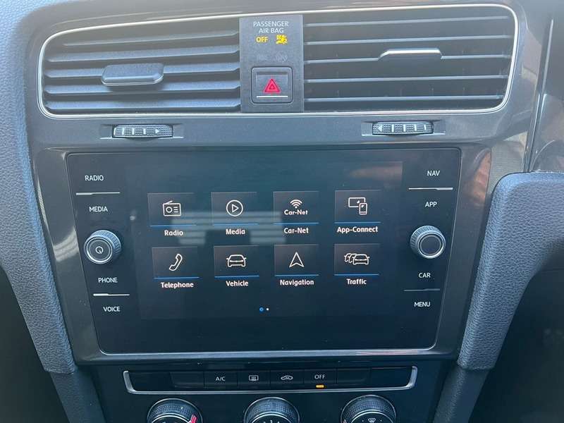 2018 VOLKSWAGEN GOLF 2018 VOLKSWAGEN GOLF