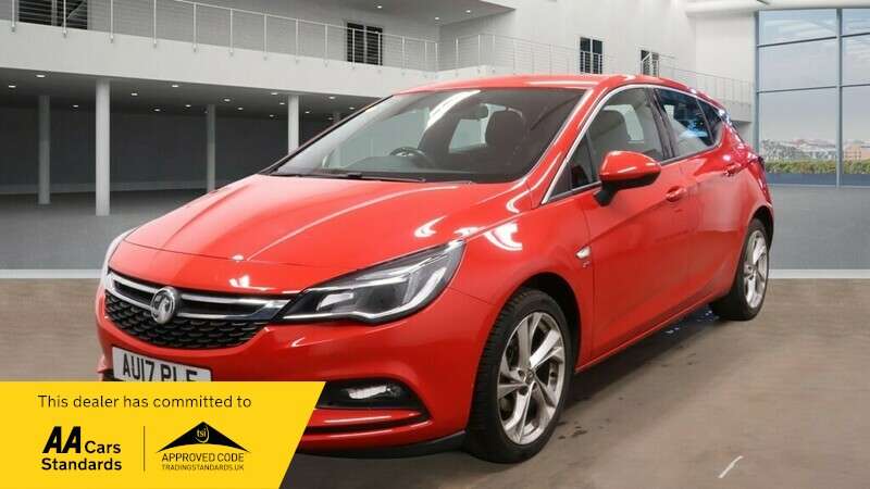 A 2017 VAUXHALL ASTRA SRI S/S A 2017 VAUXHALL ASTRA SRI S/S