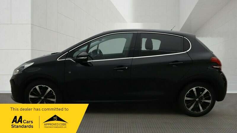 2019 PEUGEOT 208 2019 PEUGEOT 208