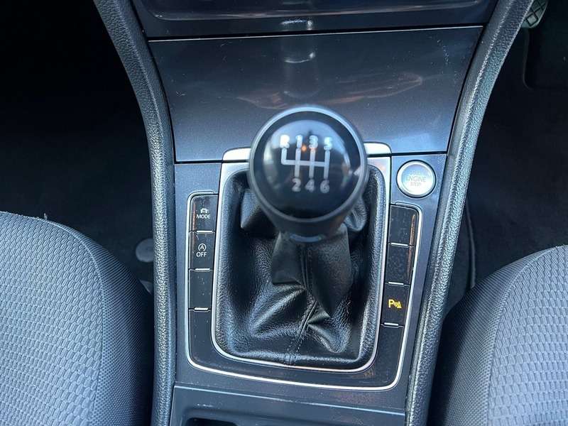 2018 VOLKSWAGEN GOLF 2018 VOLKSWAGEN GOLF