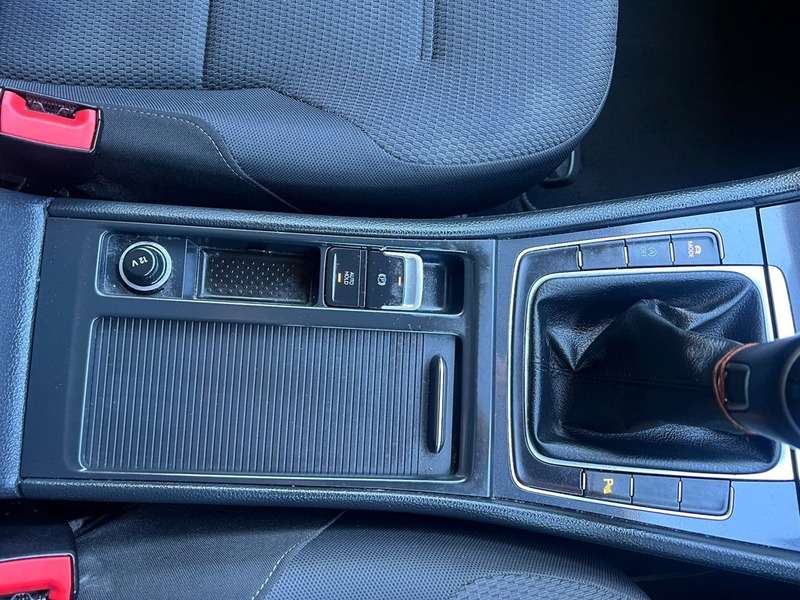 2018 VOLKSWAGEN GOLF 2018 VOLKSWAGEN GOLF
