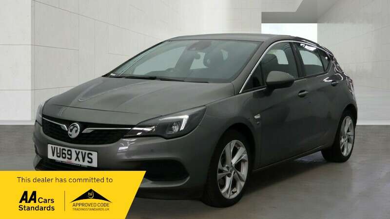 A 2020 VAUXHALL ASTRA SRI A 2020 VAUXHALL ASTRA SRI