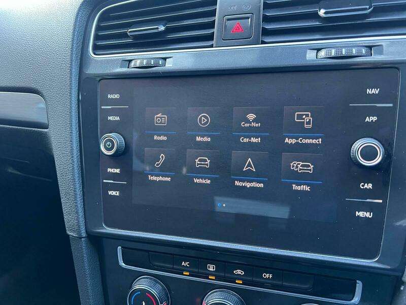 2018 VOLKSWAGEN GOLF 2018 VOLKSWAGEN GOLF