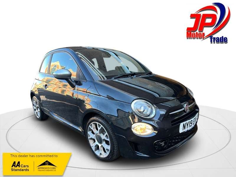 A 2019 FIAT 500 ROCKSTAR A 2019 FIAT 500 ROCKSTAR