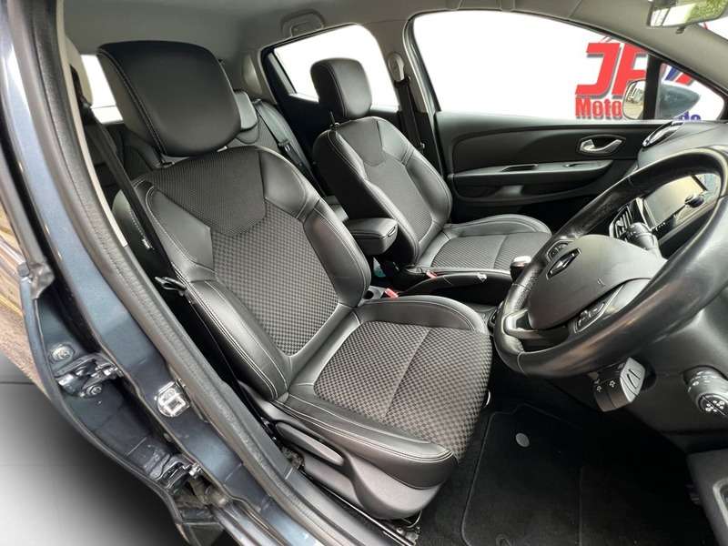 2018 RENAULT CLIO 2018 RENAULT CLIO