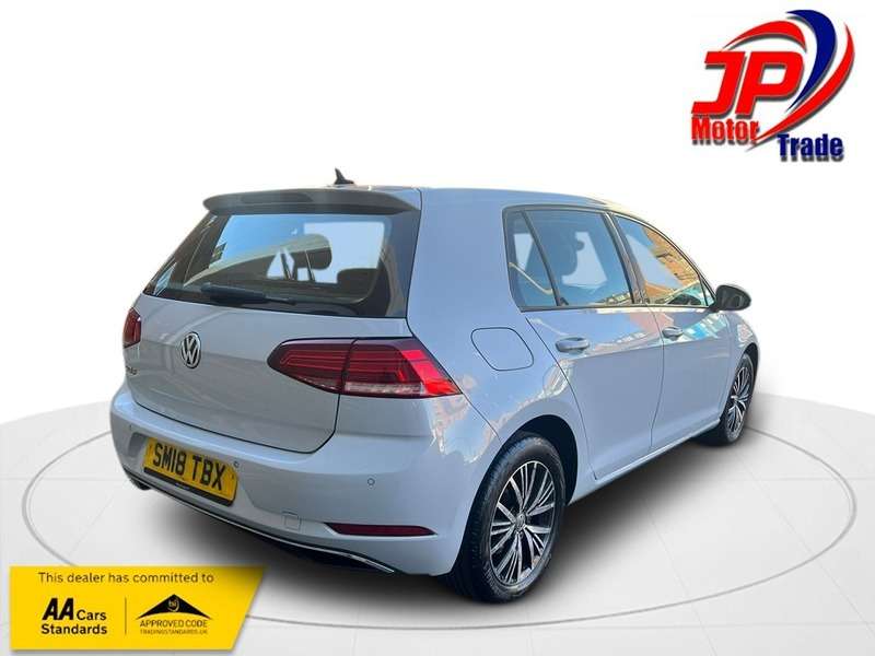 2018 VOLKSWAGEN GOLF 2018 VOLKSWAGEN GOLF