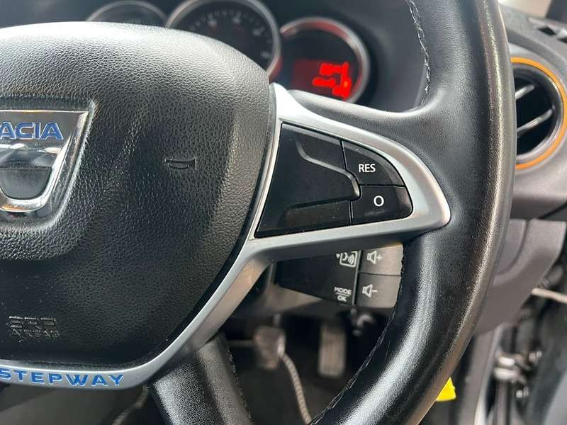 2017 DACIA SANDERO 2017 DACIA SANDERO