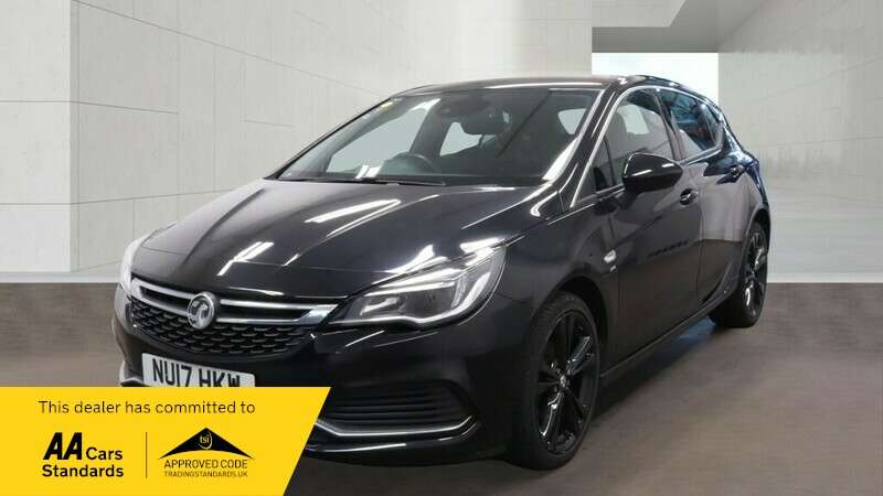 A 2017 VAUXHALL ASTRA SRI VX-LINE A 2017 VAUXHALL ASTRA SRI VX-LINE