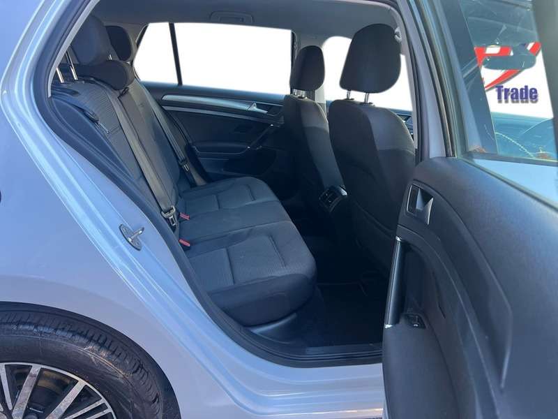 2018 VOLKSWAGEN GOLF 2018 VOLKSWAGEN GOLF