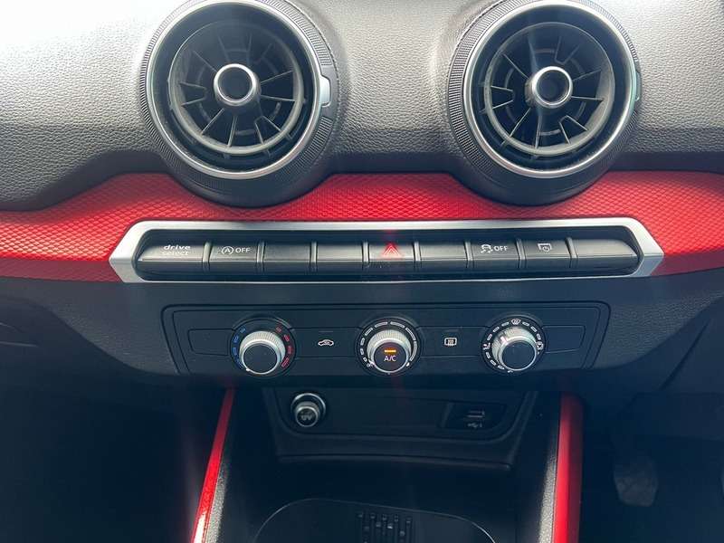 2020 AUDI Q2 2020 AUDI Q2