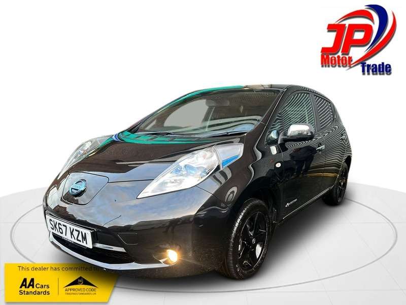 A 2017 NISSAN LEAF BLACK EDITION A 2017 NISSAN LEAF BLACK EDITION