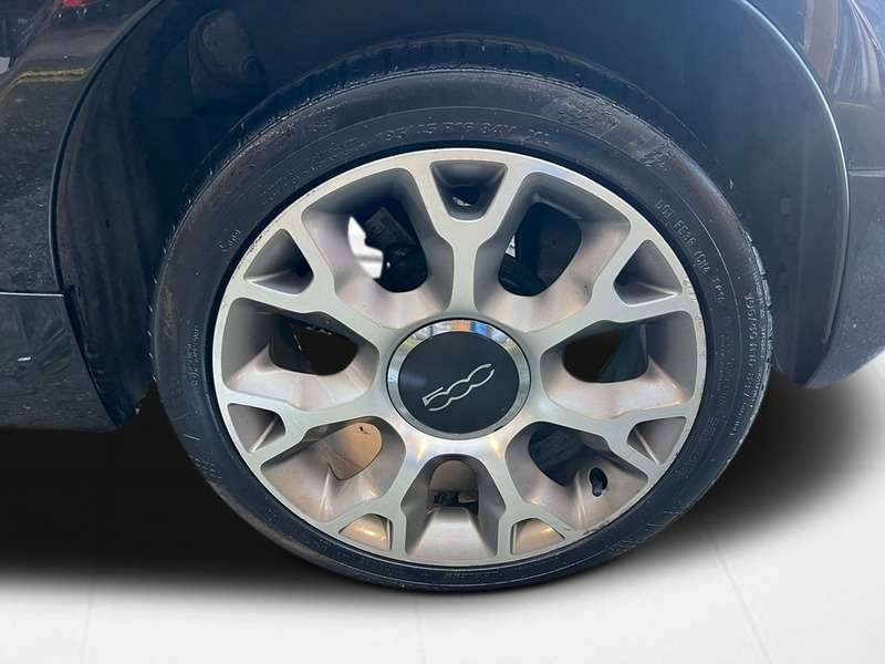 2019 FIAT 500 2019 FIAT 500