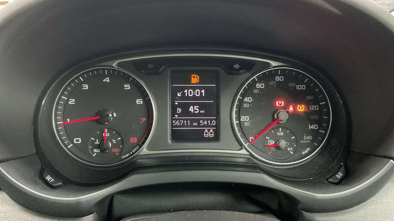2017 AUDI A1 2017 AUDI A1