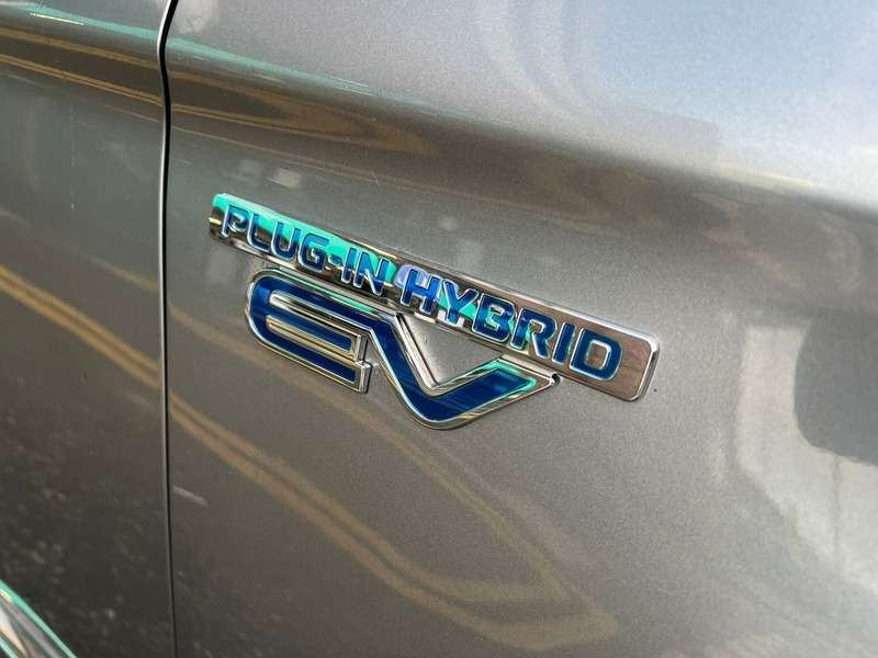 2017 MITSUBISHI OUTLANDER 2017 MITSUBISHI OUTLANDER