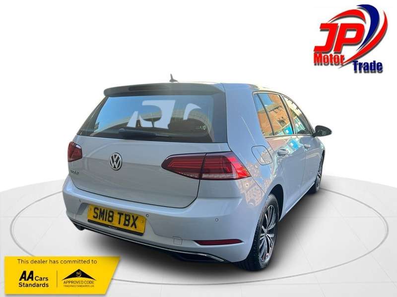 2018 VOLKSWAGEN GOLF 2018 VOLKSWAGEN GOLF